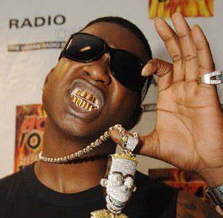 Gucci Mane – Servin Lyrics 